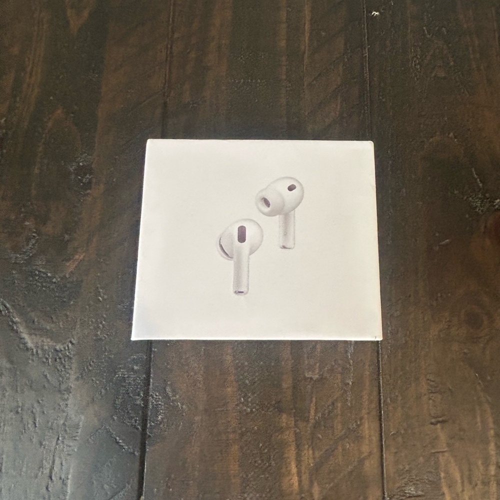 Bluetooth Wireless Earbuds (BRAND NEW)